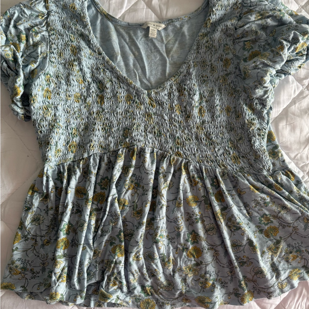 Lucky brand blue floral top